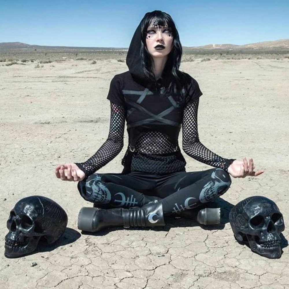 Killstar Witchnet Hooded Pentagram Top. NWT. 2XL.